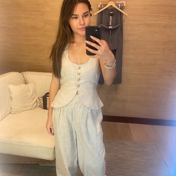 Faithfull the Brand Beige Set - Picture 2 of 8